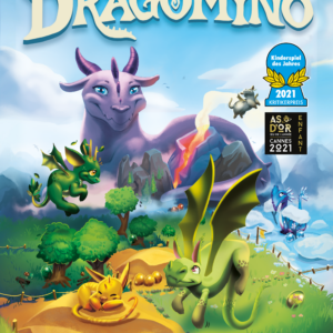 La boîte colorée de Dragomino représente des bébés dragons enjoués dans un paysage fantastique vibrant, avec un grand dragon violet en arrière-plan et plusieurs badges de récompenses affichés sur le côté droit.